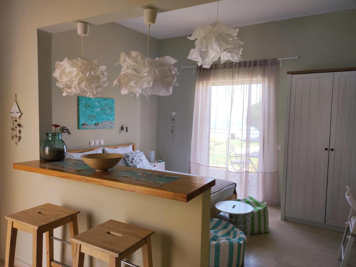 Thalassa Apartments & Studios 카보스 외부 사진